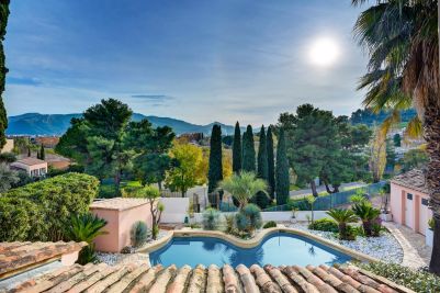Sale Marseille 12 Provencal house 5&nbsp;Rooms 221&nbsp;m²