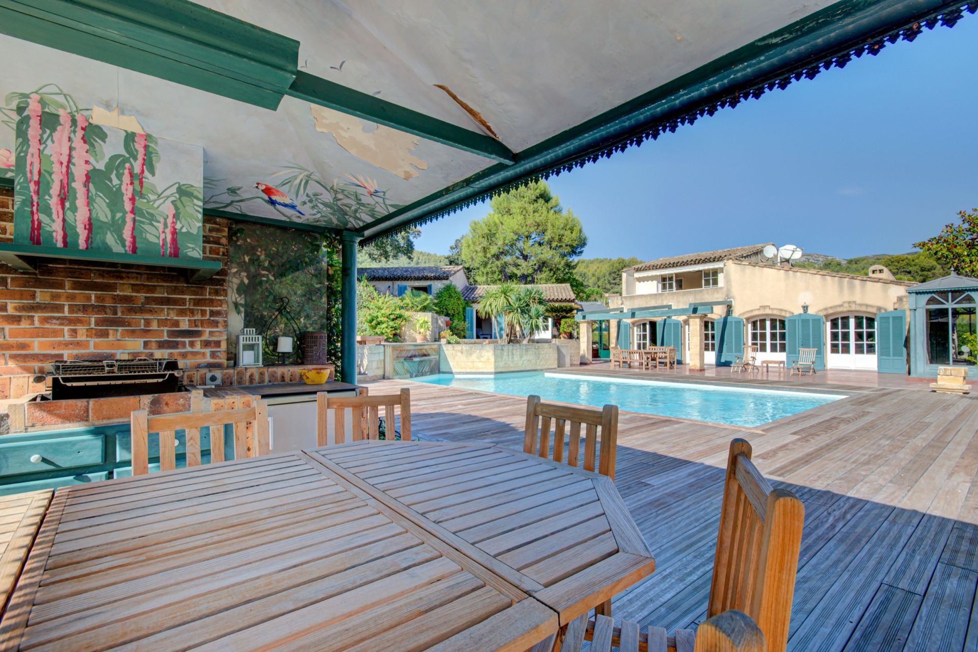 luxury villa 10 Rooms for sale on AUBAGNE (13400)