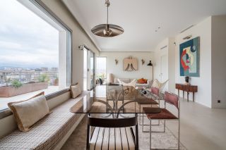 luxury apartment 4 Rooms for rent on MARSEILLE (13007)