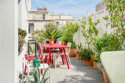 luxury apartment 4 Rooms for sale on MARSEILLE (13007) Sale Marseille 7 Luxury apartment 4 Rooms 88 m²