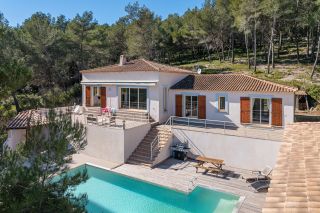 luxury house 6 Rooms for sale on ROQUEFORT LA BEDOULE (13830)