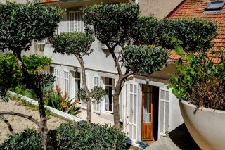 luxury apartment 4 Rooms for sale on MARSEILLE (13006)