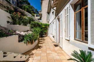 luxury apartment 4 Rooms for sale on MARSEILLE (13006)