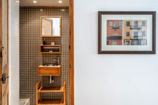 luxury apartment 4 Rooms for sale on MARSEILLE (13006)