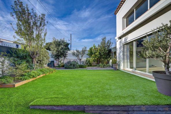 Vente Marseille 9 Maison de luxe 8&nbsp;Pièces 220&nbsp;m²