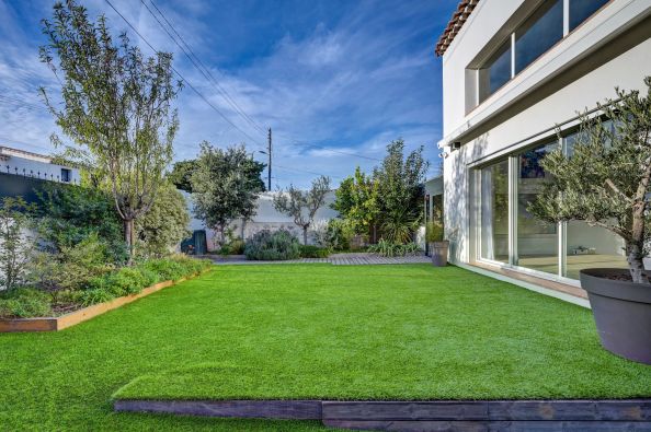 Sale Marseille 9 Luxury house 8&nbsp;Rooms 220&nbsp;m²