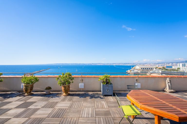 penthouse 5 Pièces en vente sur MARSEILLE (13007)