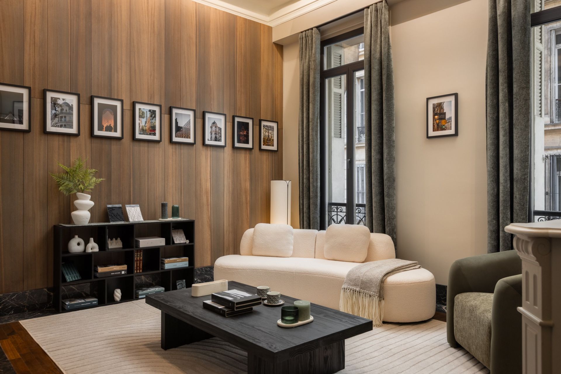 luxury apartment 6 Rooms for rent on MARSEILLE (13008)