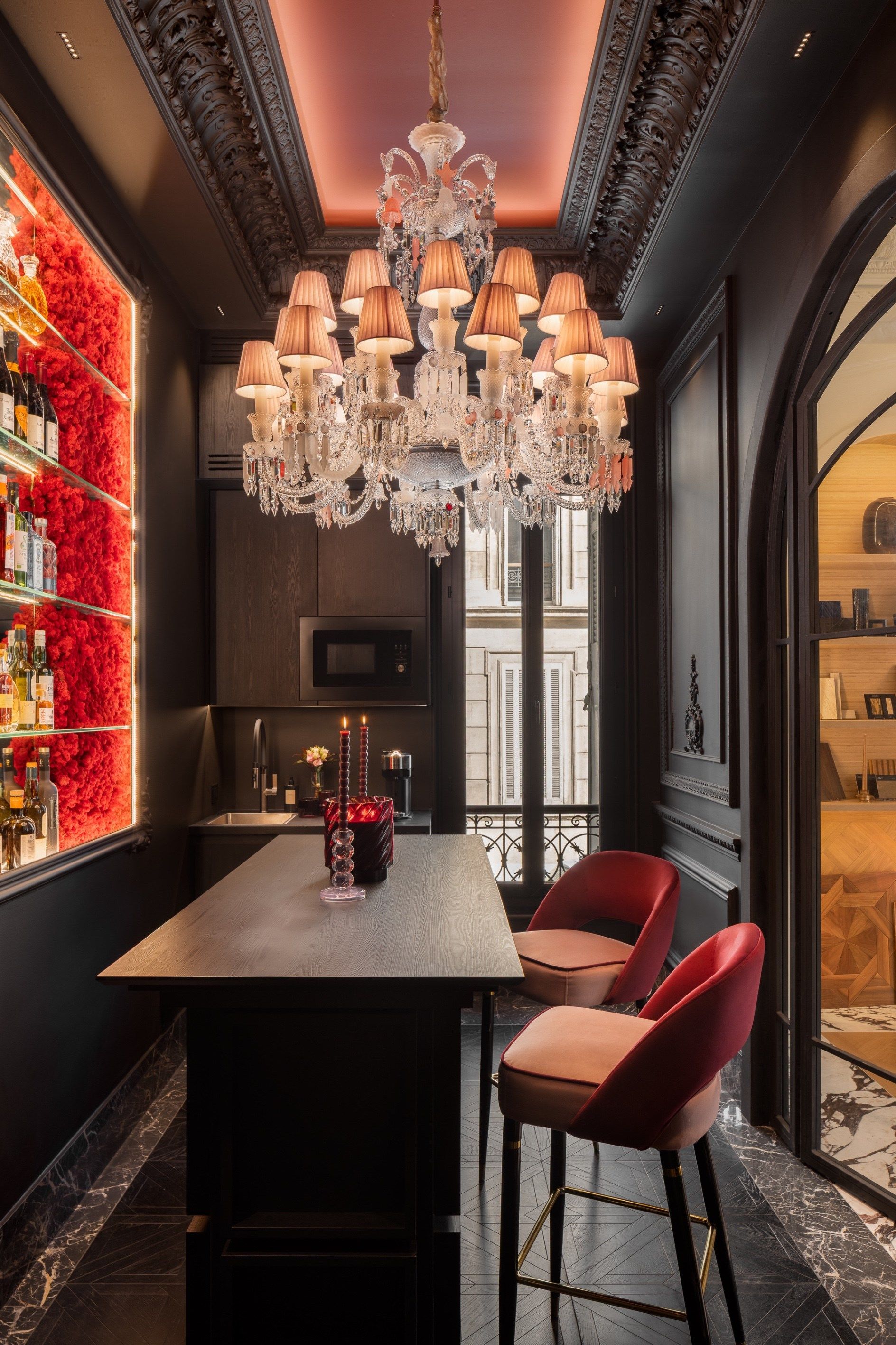 luxury apartment 6 Rooms for rent on MARSEILLE (13008)