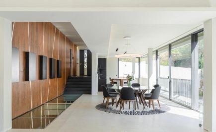 luxury house 7 Rooms for sale on MARSEILLE (13007) Sale Marseille 7 Luxury house 7 Rooms 375 m²