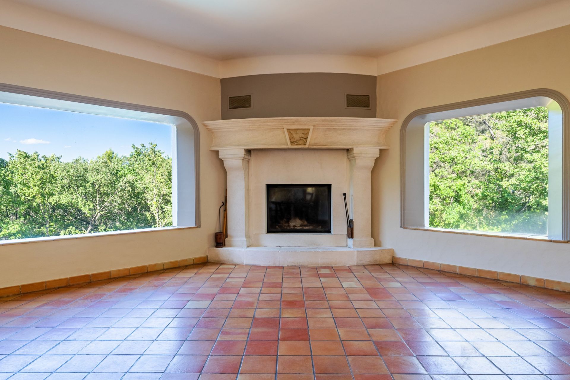 maison de luxe 6 Pièces en vente sur AURIOL (13390)