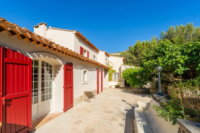 maison de luxe 6 Pièces en vente sur AURIOL (13390)