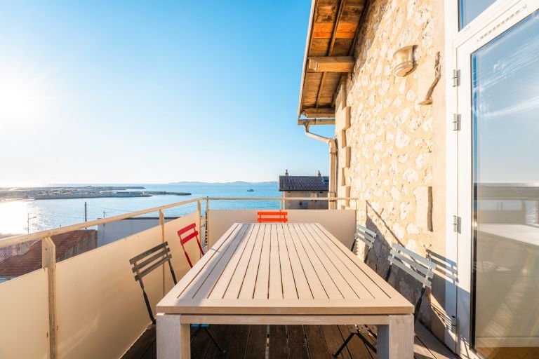 maison de luxe 5 Pièces en vente sur MARSEILLE (13008)