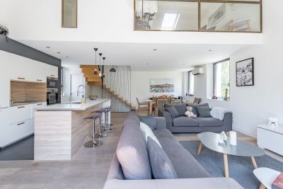 architect's house 4 Rooms for sale on MARSEILLE (13009) Sale Marseille 9 Architect's house 4 Rooms 118 m²