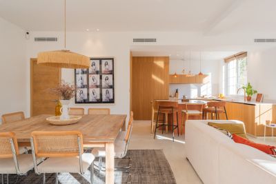 luxury house 5 Rooms for sale on MARSEILLE (13007) Sale Marseille 7 Luxury house 5 Rooms 186 m²