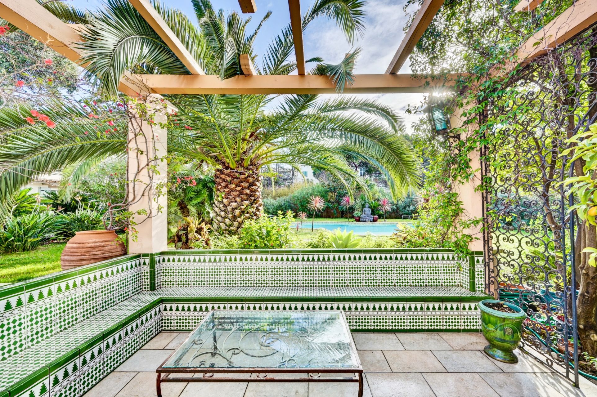 maison de maître 10 Pièces en vente sur MARSEILLE (13008)