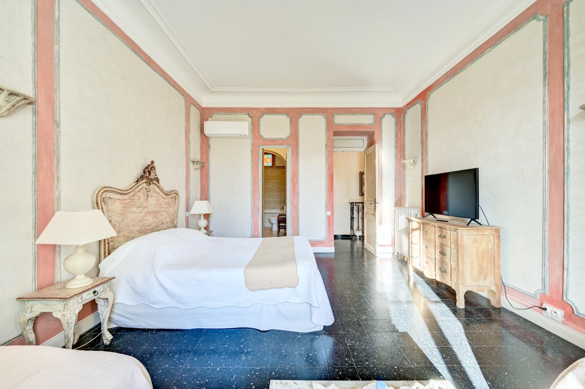 maison de maître 10 Pièces en vente sur MARSEILLE (13008)