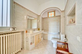 maison de maître 10 Pièces en vente sur MARSEILLE (13008)