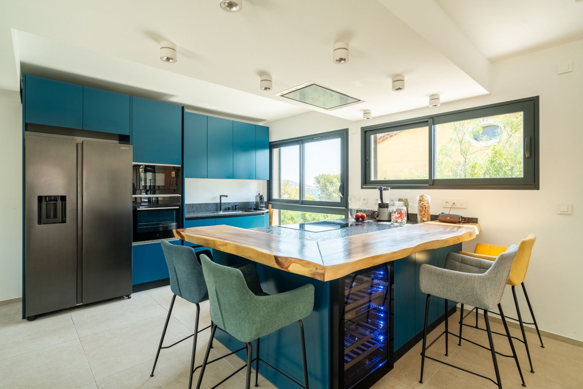 contemporary house 4 Rooms for sale on CARRY LE ROUET (13620)