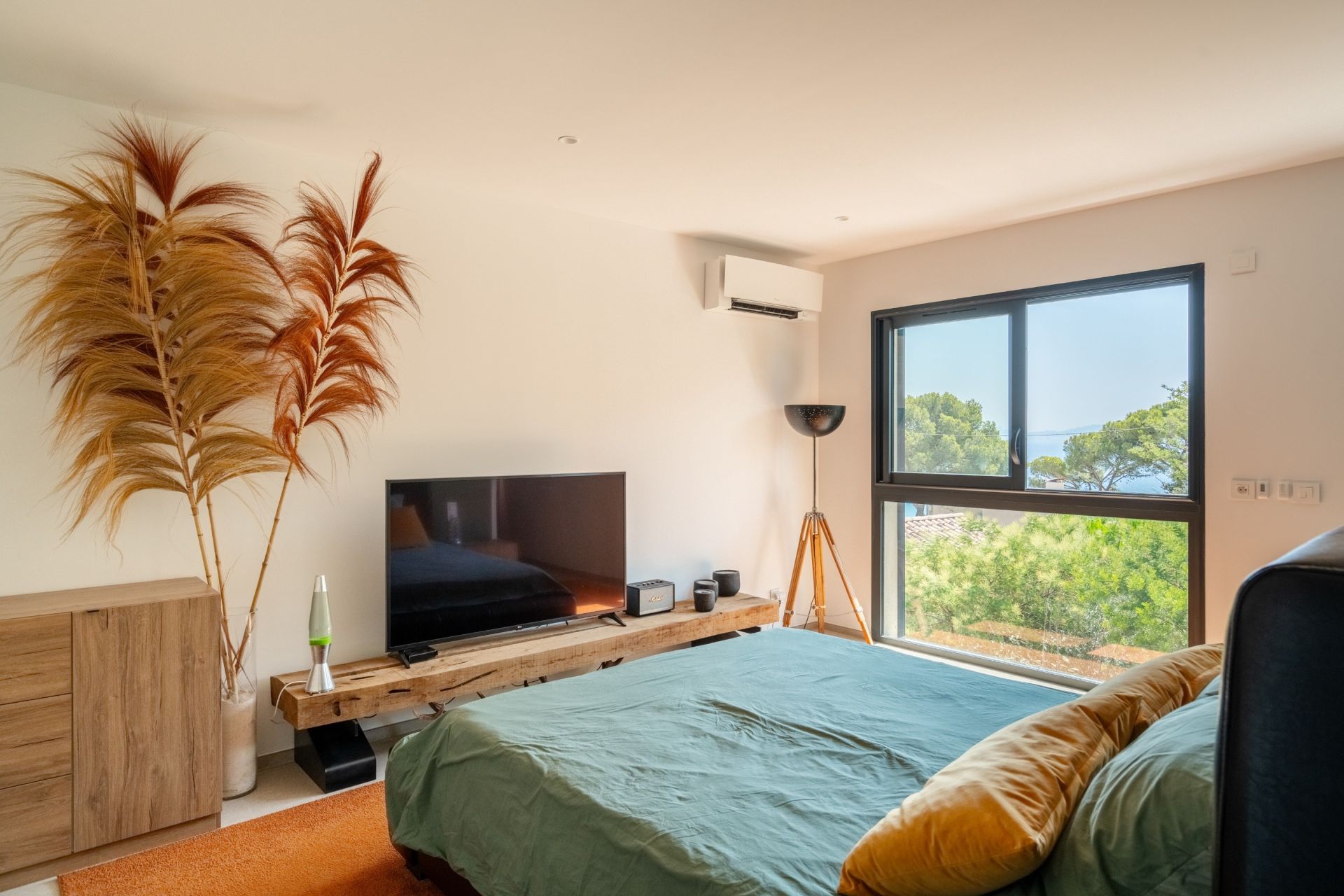 contemporary house 4 Rooms for sale on CARRY LE ROUET (13620)