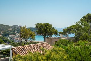 contemporary house 4 Rooms for sale on CARRY LE ROUET (13620)