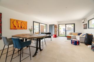 contemporary house 4 Rooms for sale on CARRY LE ROUET (13620)