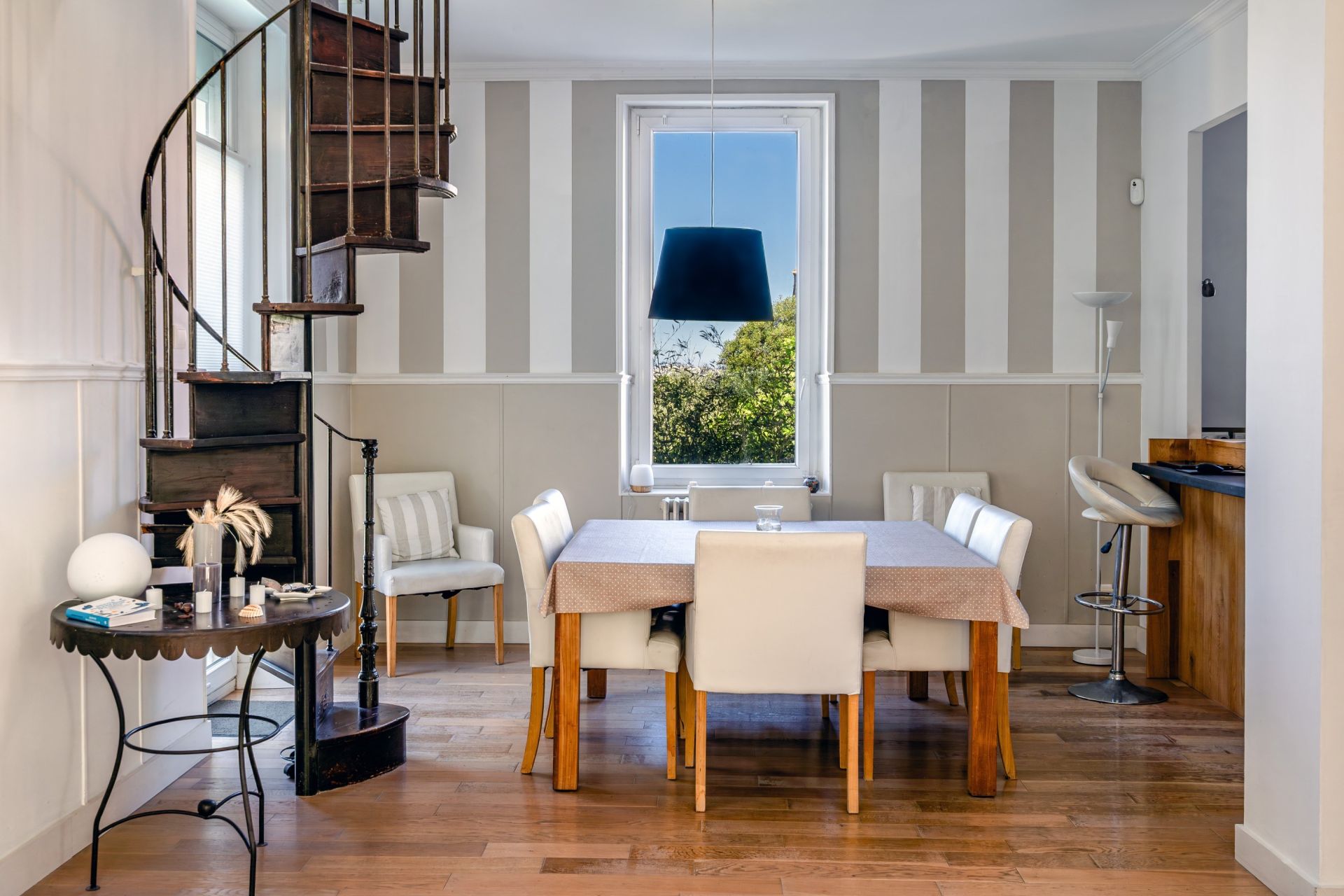 maison de luxe 9 Pièces en vente sur MARSEILLE (13008)