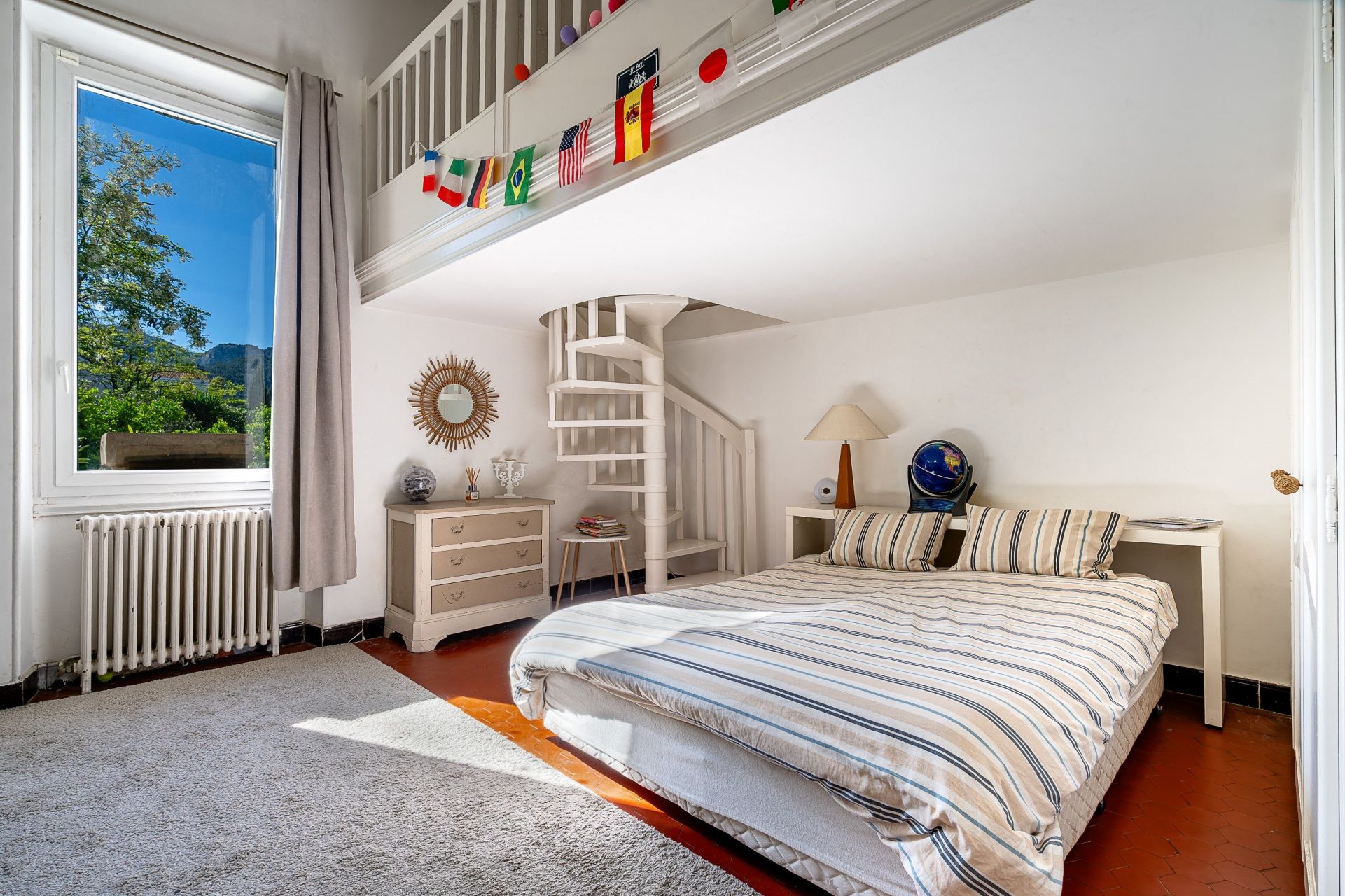 maison de luxe 9 Pièces en vente sur MARSEILLE (13008)