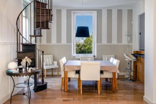 luxury house 9 Rooms for sale on MARSEILLE (13008)