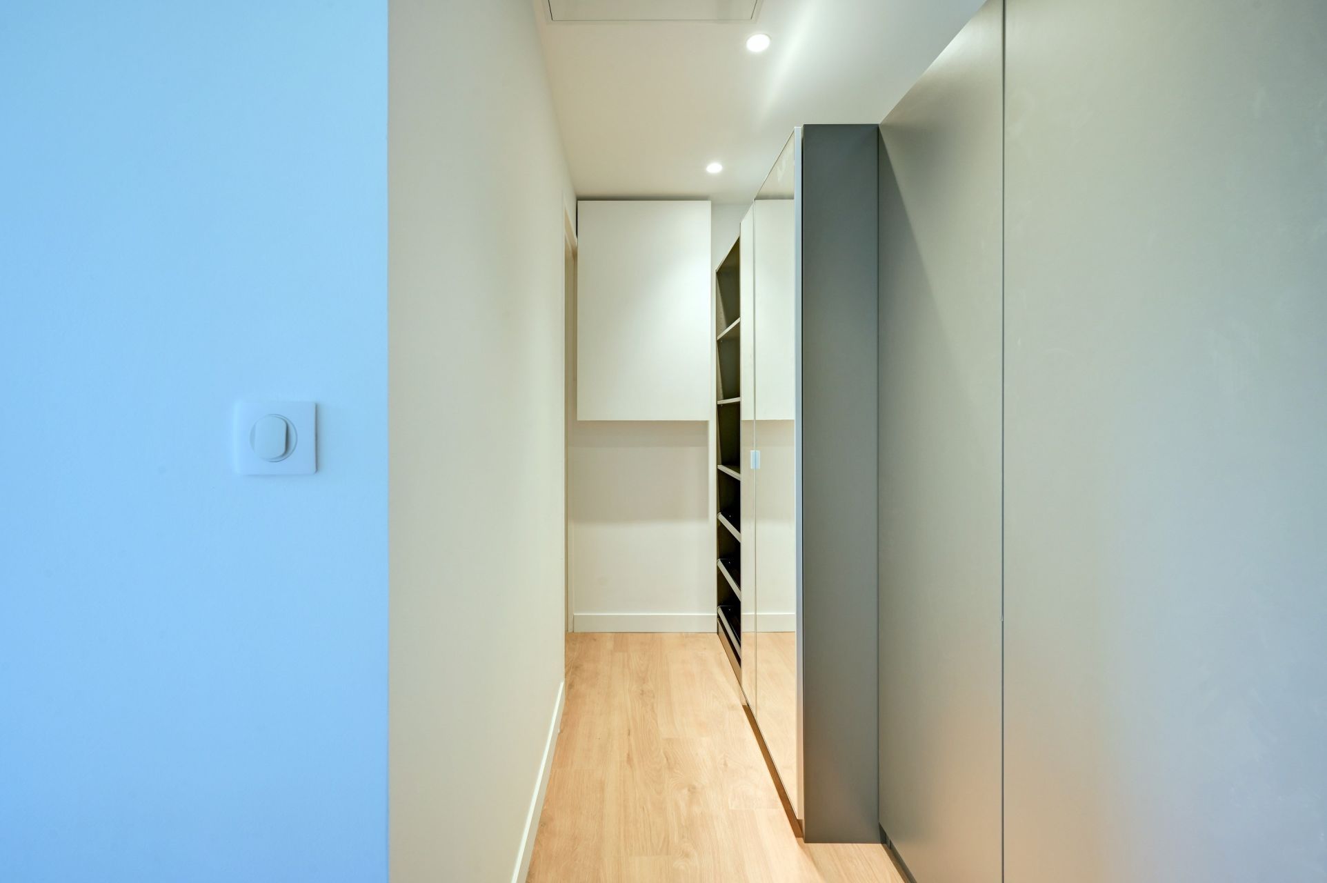 luxury apartment 3 Rooms for rent on MARSEILLE (13008)