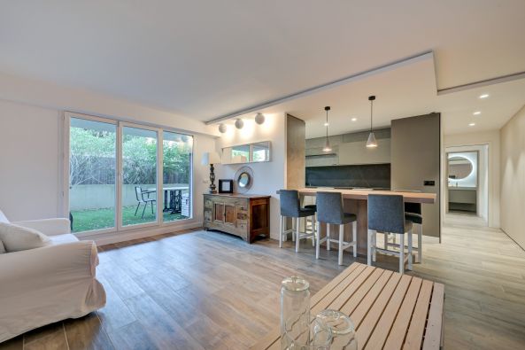 Rental Marseille 9 Luxury apartment 3 Rooms 70 m²