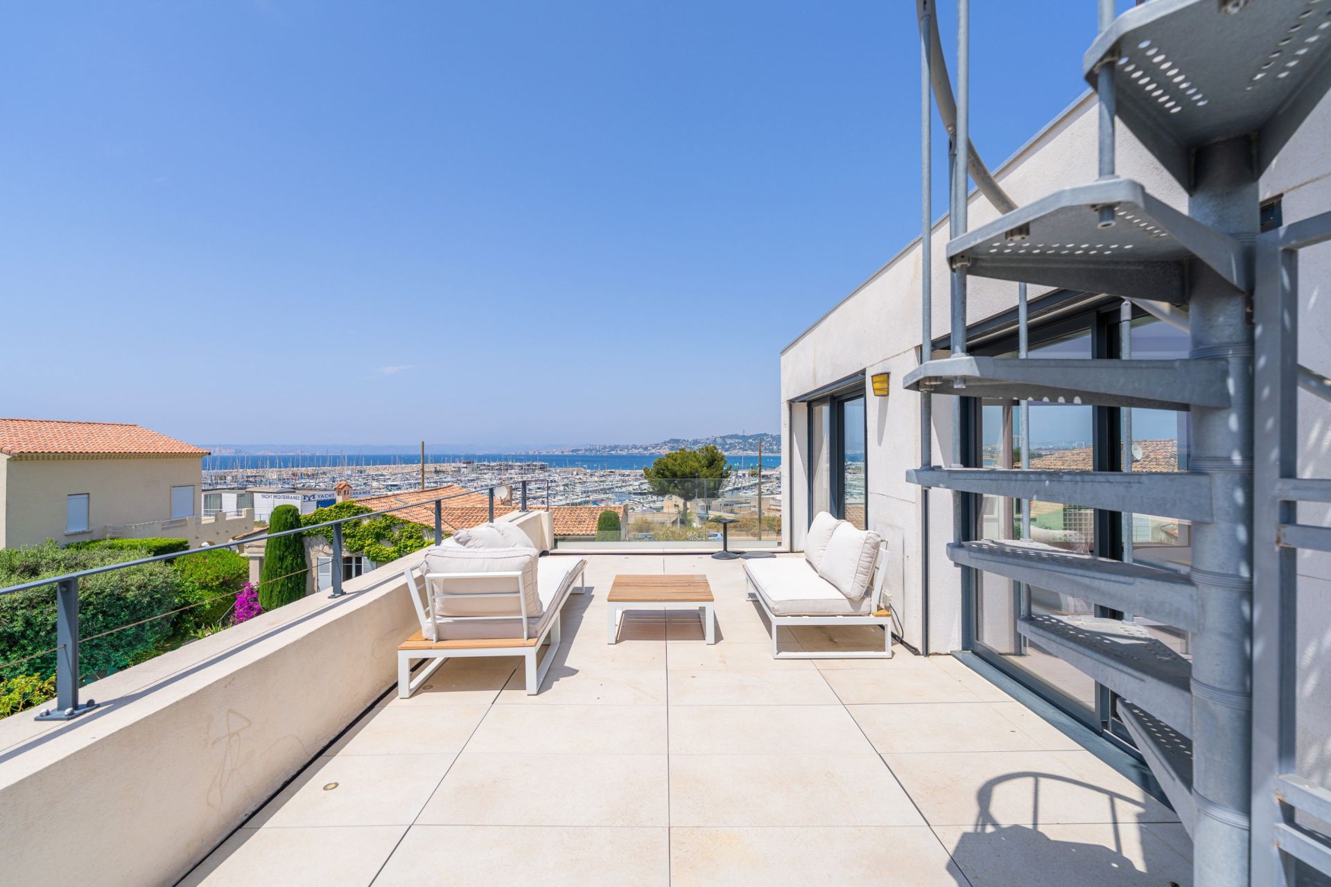 maison de luxe 6 Pièces en vente sur MARSEILLE (13008)