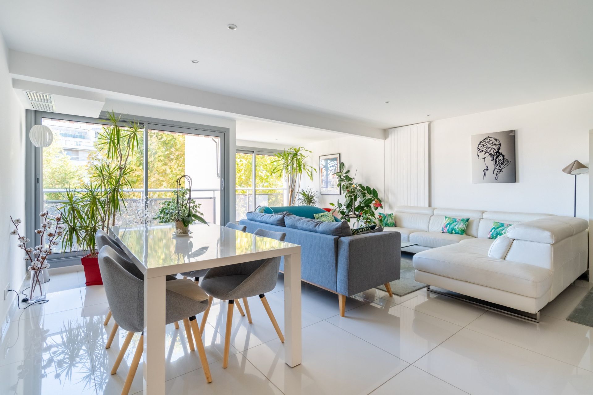 duplex de luxe 8 Pièces en vente sur MARSEILLE (13008)