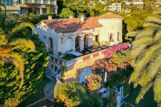 mansion 9 Rooms for sale on MARSEILLE (13007)