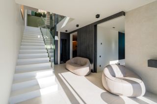 contemporary house 8 Rooms for sale on CARRY LE ROUET (13620)