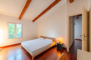 luxury house 7 Rooms for sale on MARSEILLE (13009)