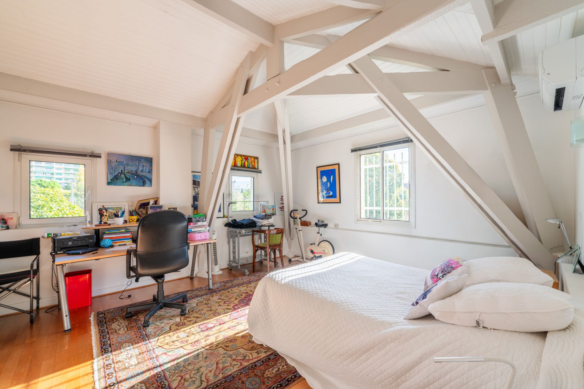 maison de maître 7 Pièces en vente sur MARSEILLE (13008)