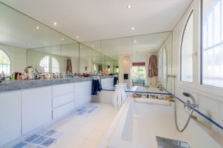 maison de maître 7 Pièces en vente sur MARSEILLE (13008)