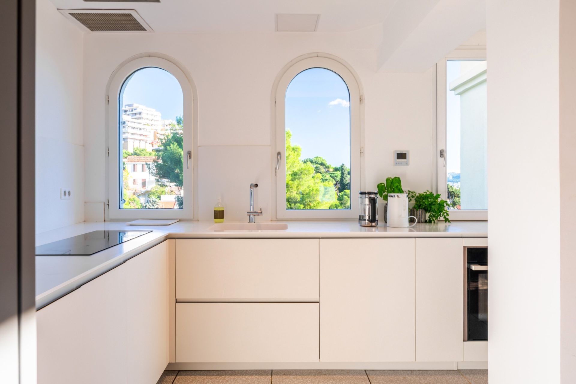 maison bourgeoise 7 Pièces en vente sur MARSEILLE (13007)