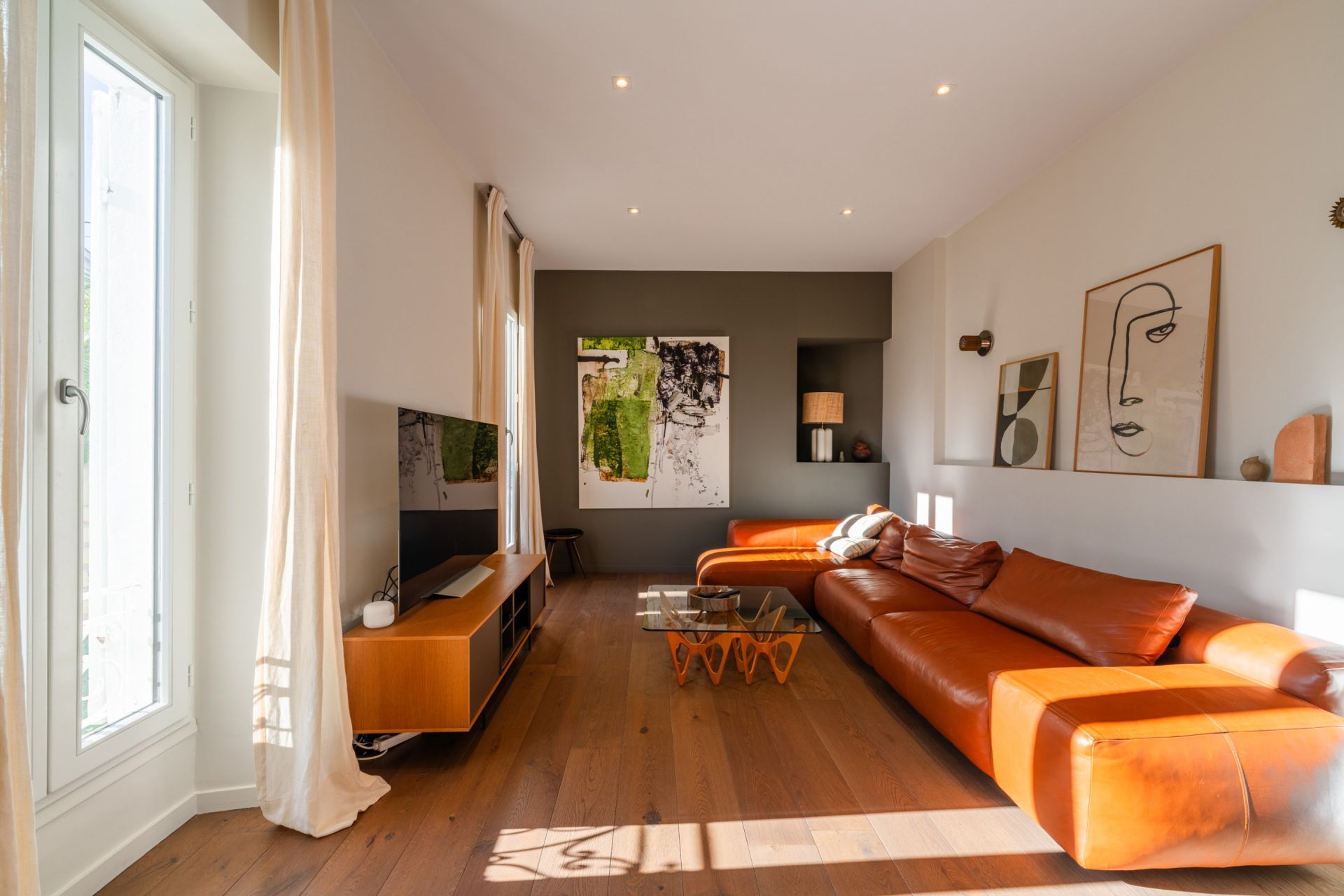 maison bourgeoise 7 Pièces en vente sur MARSEILLE (13007)