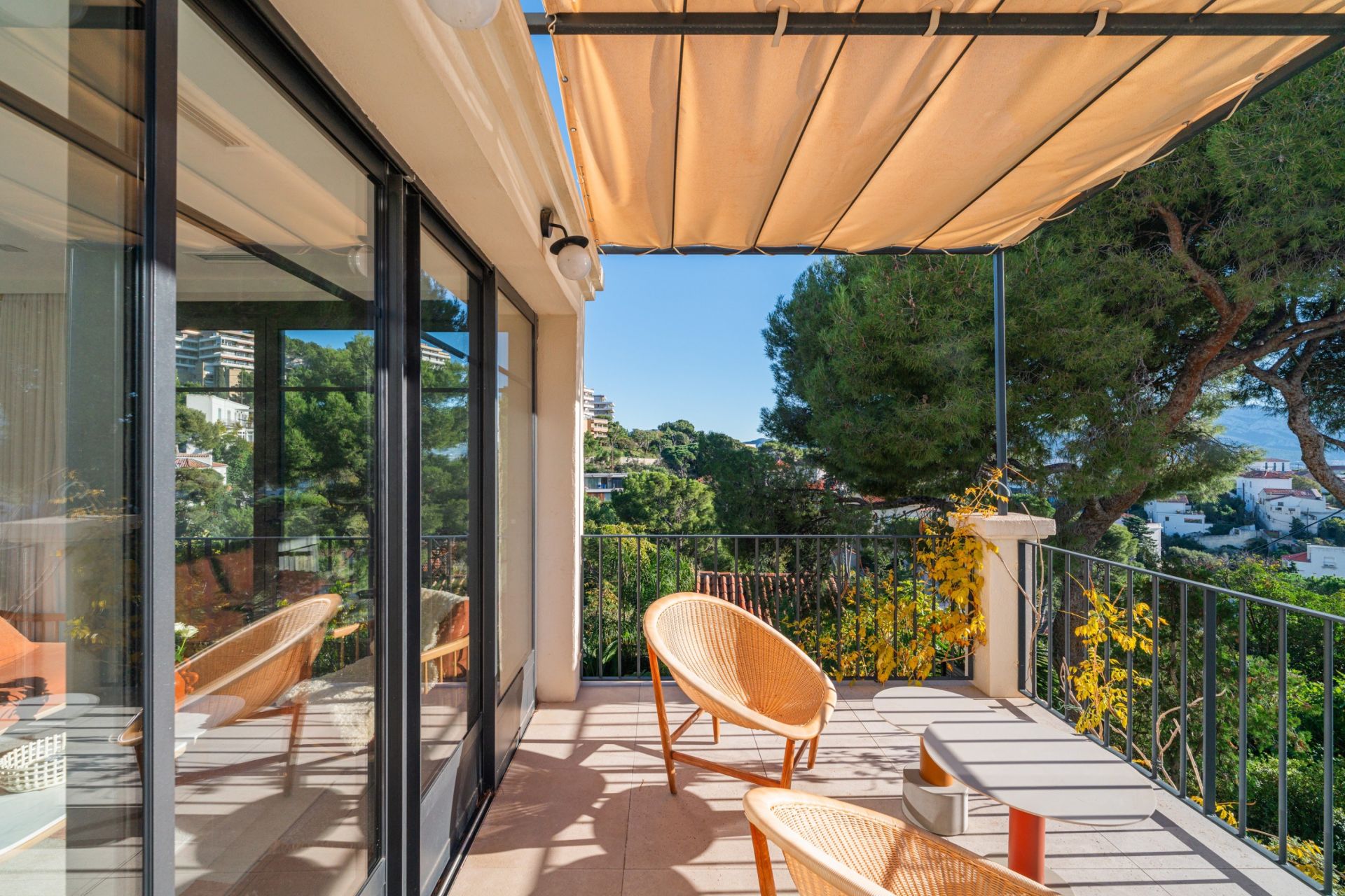 maison bourgeoise 7 Pièces en vente sur MARSEILLE (13007)