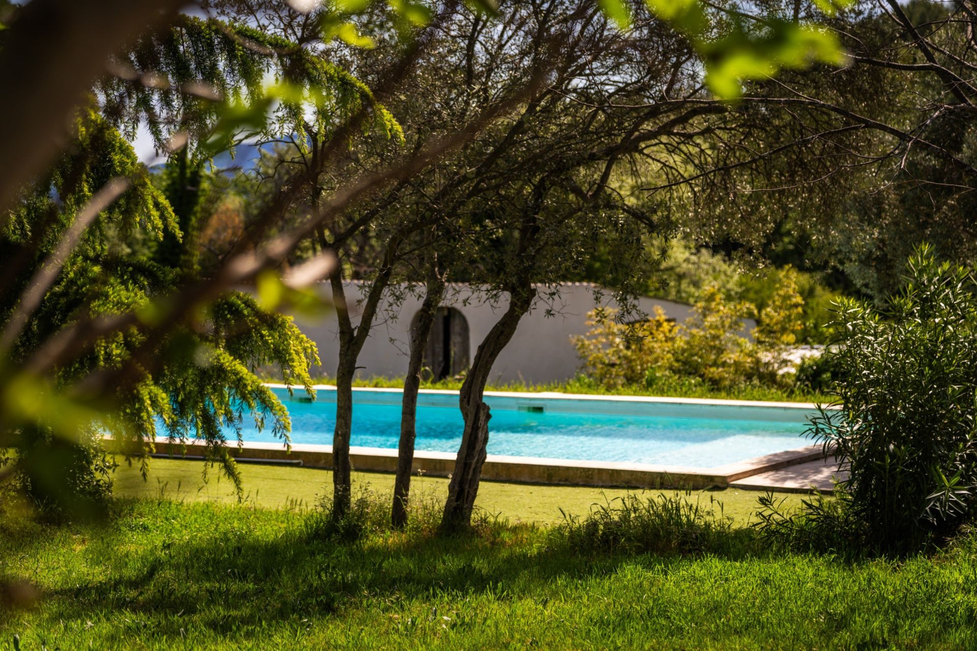 maison traditionnelle 8 Pièces en vente sur MIMET (13105)