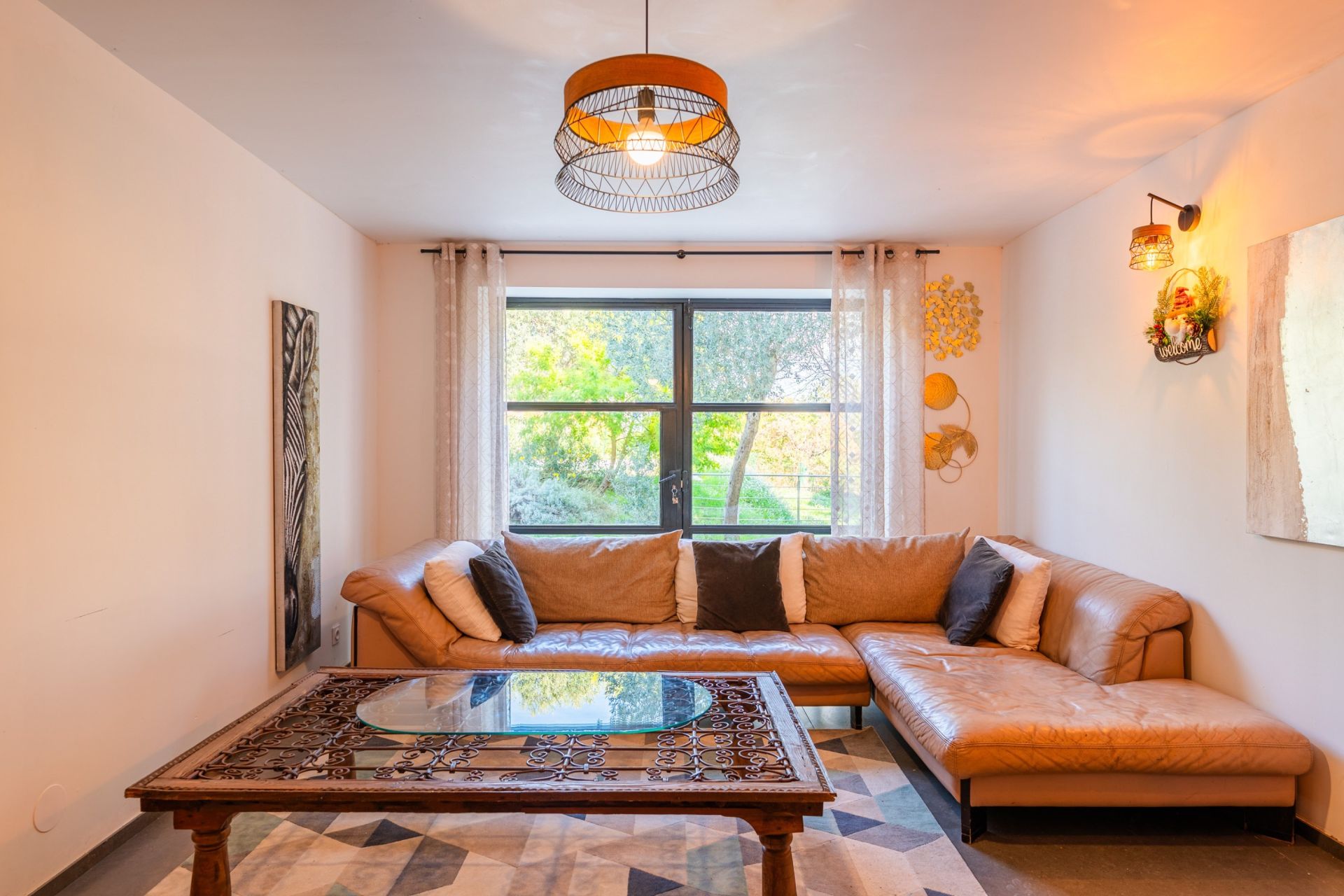 maison traditionnelle 8 Pièces en vente sur MIMET (13105)