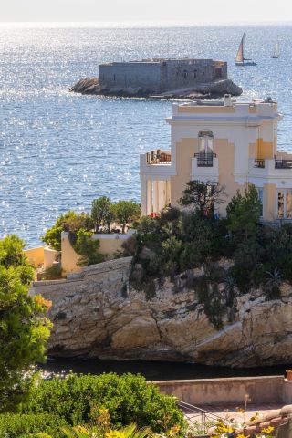 maison de luxe 5 Pièces en location sur MARSEILLE (13007)