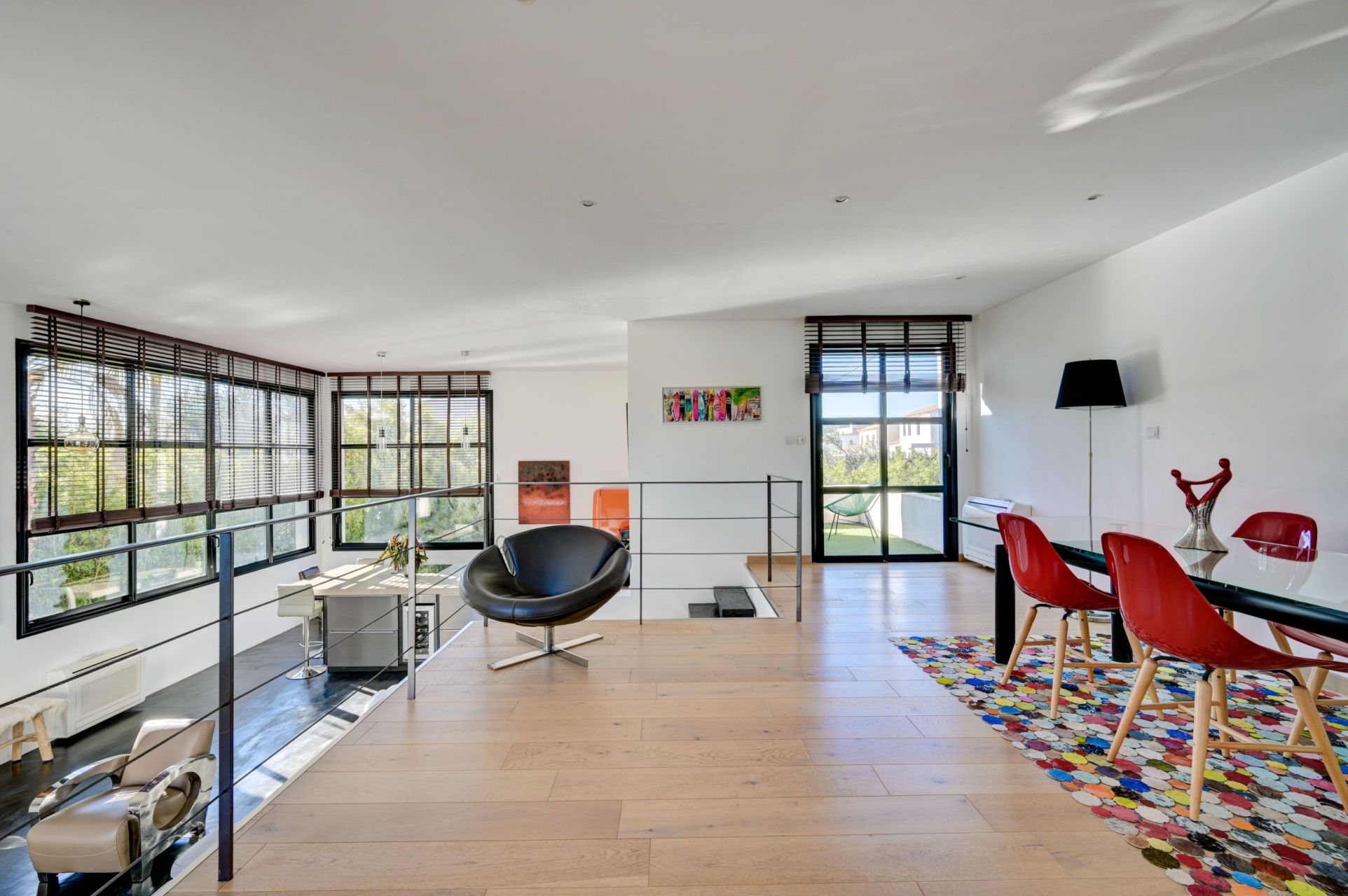 contemporary house 5 Rooms for sale on LA CIOTAT (13600)