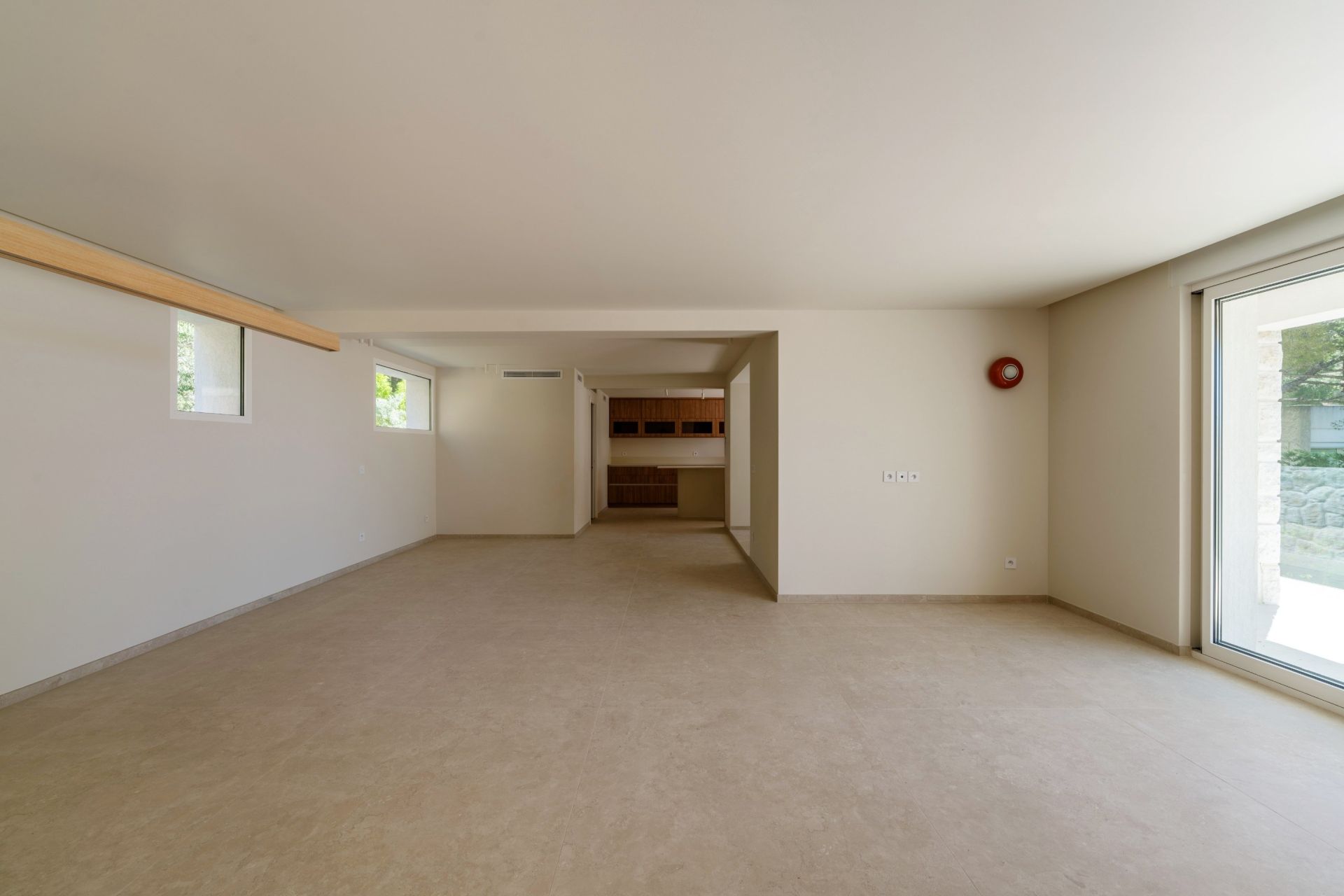 luxury house 6 Rooms for sale on CASSIS (13260)