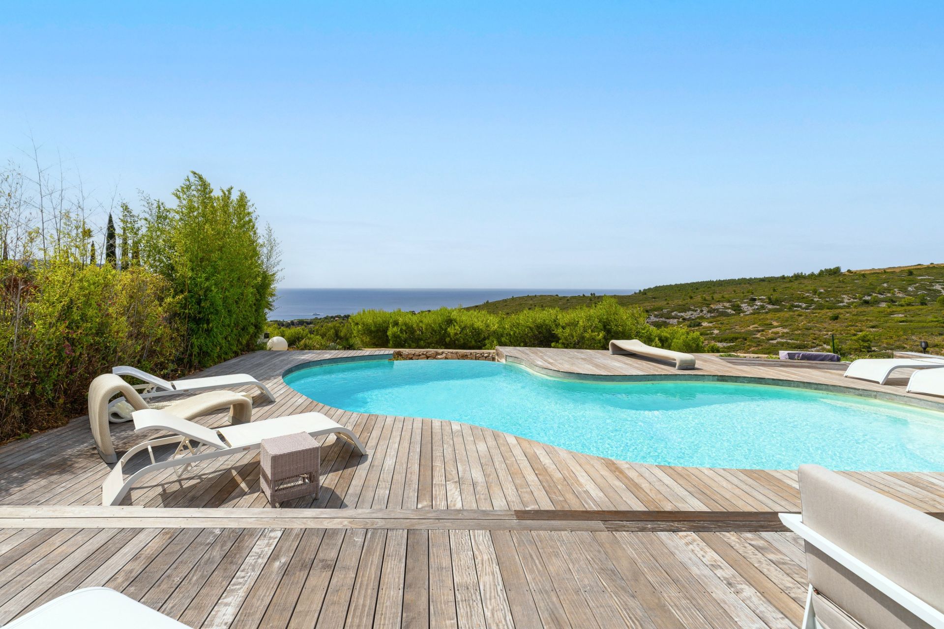 maison contemporaine 8 Pièces en vente sur CASSIS (13260)
