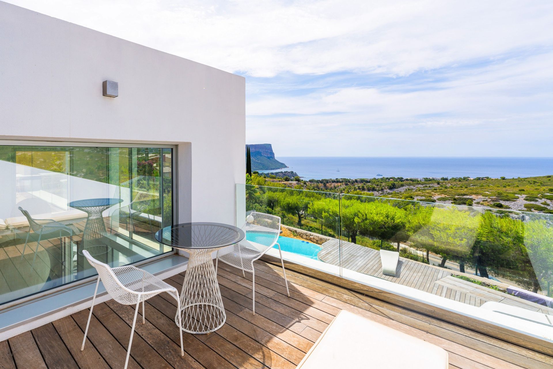 maison contemporaine 8 Pièces en vente sur CASSIS (13260)