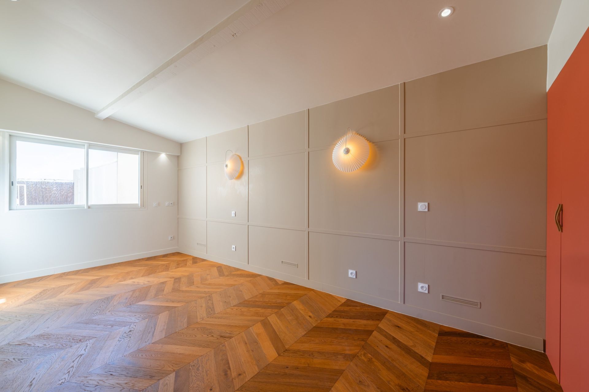 luxury house 6 Rooms for sale on CASSIS (13260)