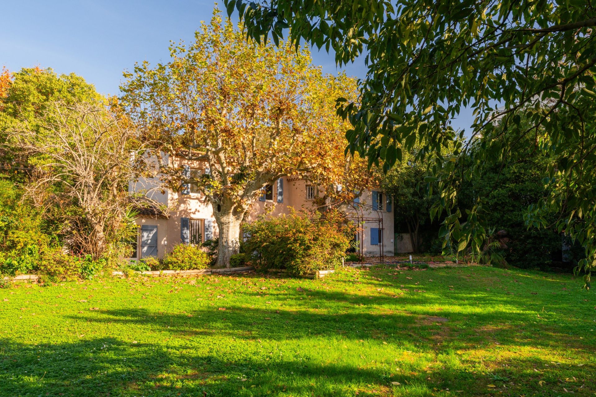 maison de luxe 7 Pièces en vente sur MARSEILLE (13009)